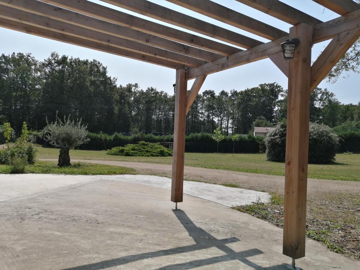 Le Gite Du Parc La Coquille Экстерьер фото