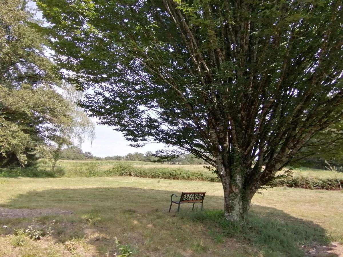 Le Gite Du Parc La Coquille Экстерьер фото